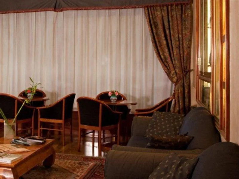 Unaway Hotel & Residence Linea Uno Milano 4*,