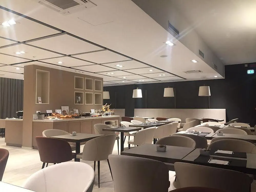 ****  Unaway Hotel & Residence Linea Uno Milano Italien